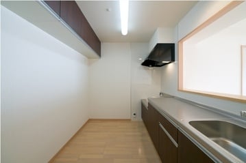 広々3.4帖のキッチンは収納もたくさんありとても使いやすい